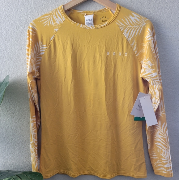 - 💛NWT Roxy Classic Rashgaurd!!! - Picture 4 of 7